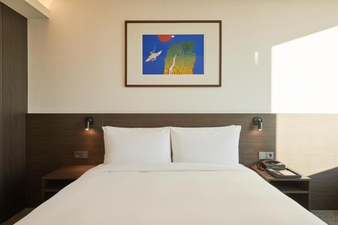 Nine Tree Premier Insadong Hotel Seoul